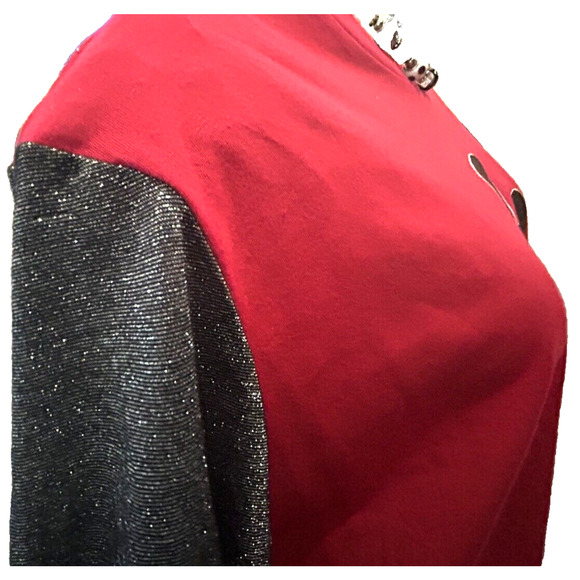 NWT Women’s Disney Mickey Mouse Red And Silver Sleeves T-Shirt in Size 1X 18 20 - Picture 7 of 12